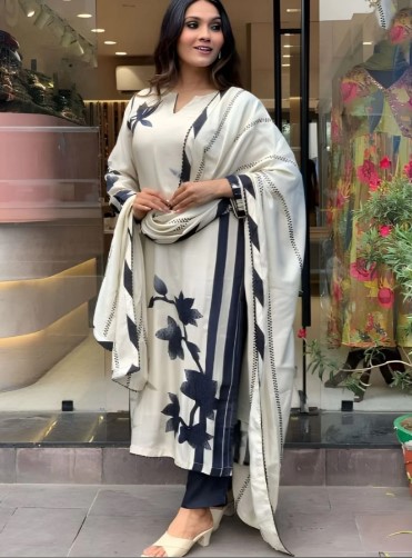 Pure Muslin With Digital Print Three Set Kurti Set